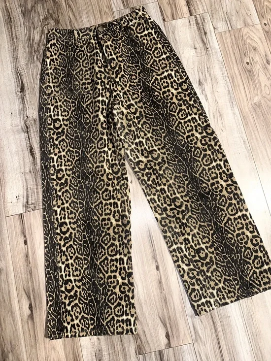 NWOT Altar’d State Nash Cheetah Straight Leg Pants - Picture 3 of 7
